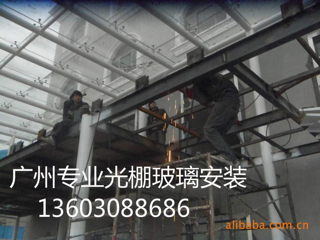專(zhuān)業(yè)安裝玻璃